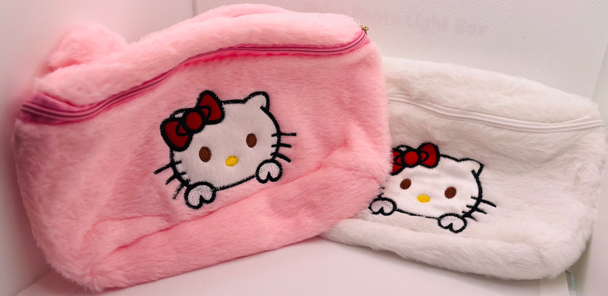 Plush Makeup Bag – Hello Kitty